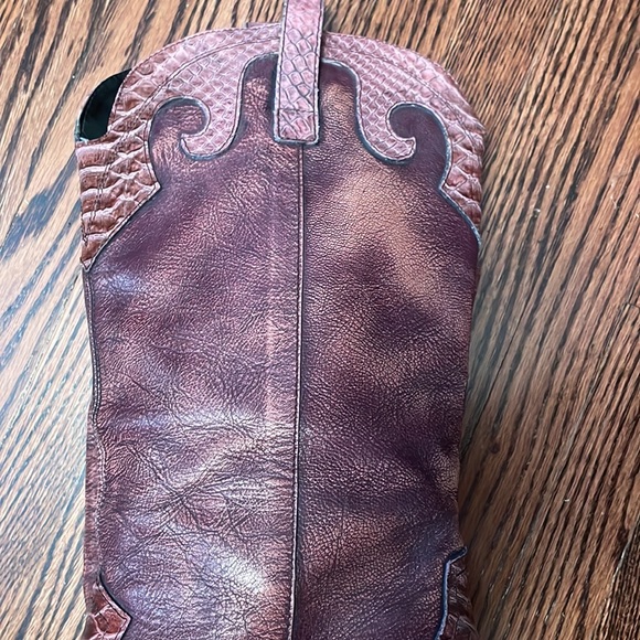 Vintage cowboy boots. Size 38.Made in Italy. Beautiful rose colour & skins. - Picture 9 of 14